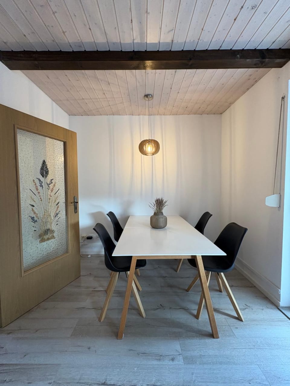 Neu möbliert Apartment 3 Zimmer 70qm mit Küche, Balkon, WC, Salzgitter City Apartment in Lower Saxony, Germany