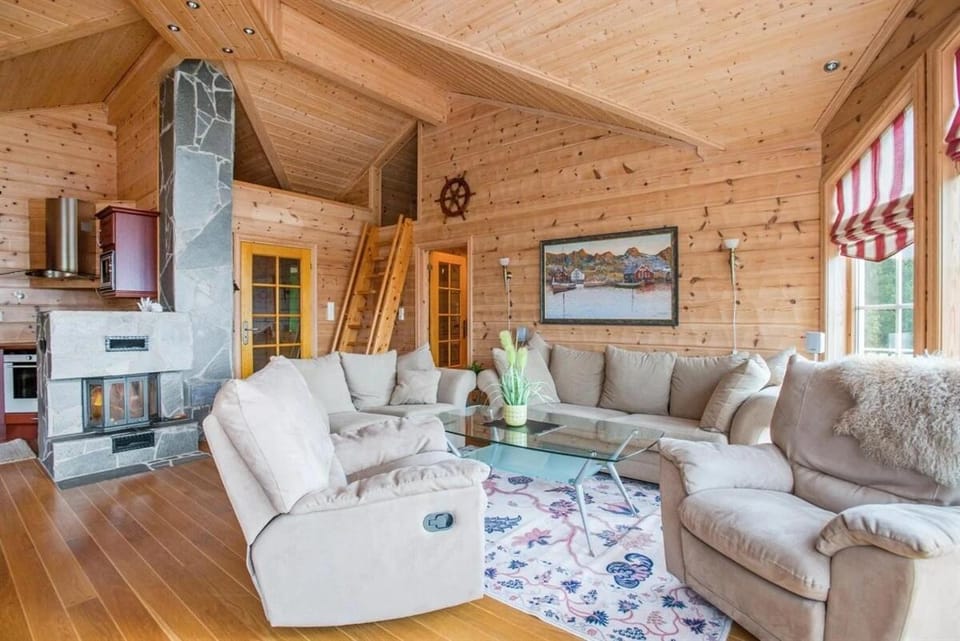 Seaside Cabin Tjeldøya with Views Car and Rental Deal Cabin in Nordland, Norway