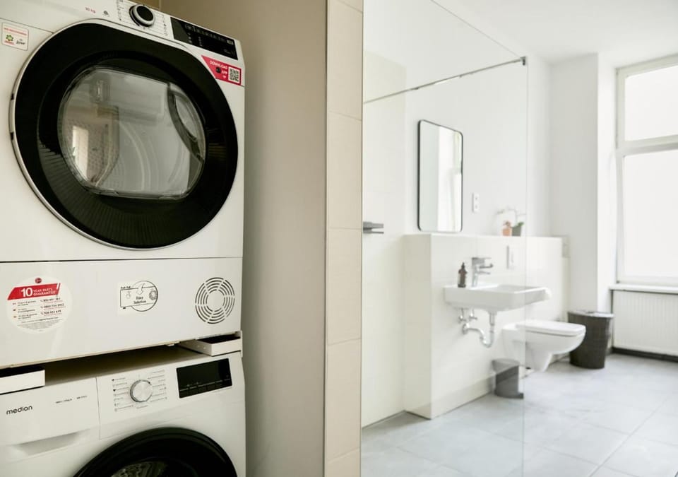 Toilet, Bathroom, washing machine, dryer