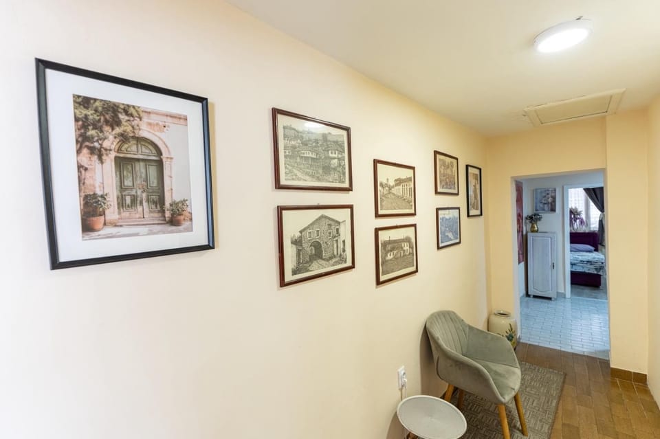 Old street 2 Vacation rental in Podgorica