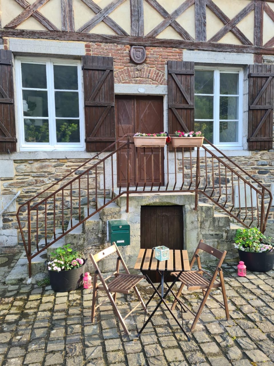 Property building, Balcony/Terrace