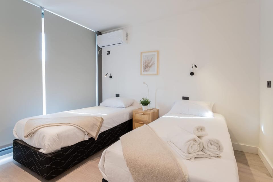 Modern 2BR Las Condes Apt Prime Spot Apartment in Las Condes