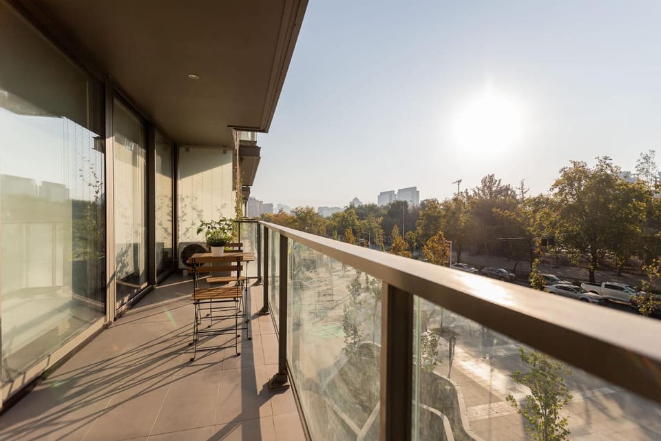 Enjoy the Space 2BR 2BA Parque Araucano Sector Apartment in Las Condes