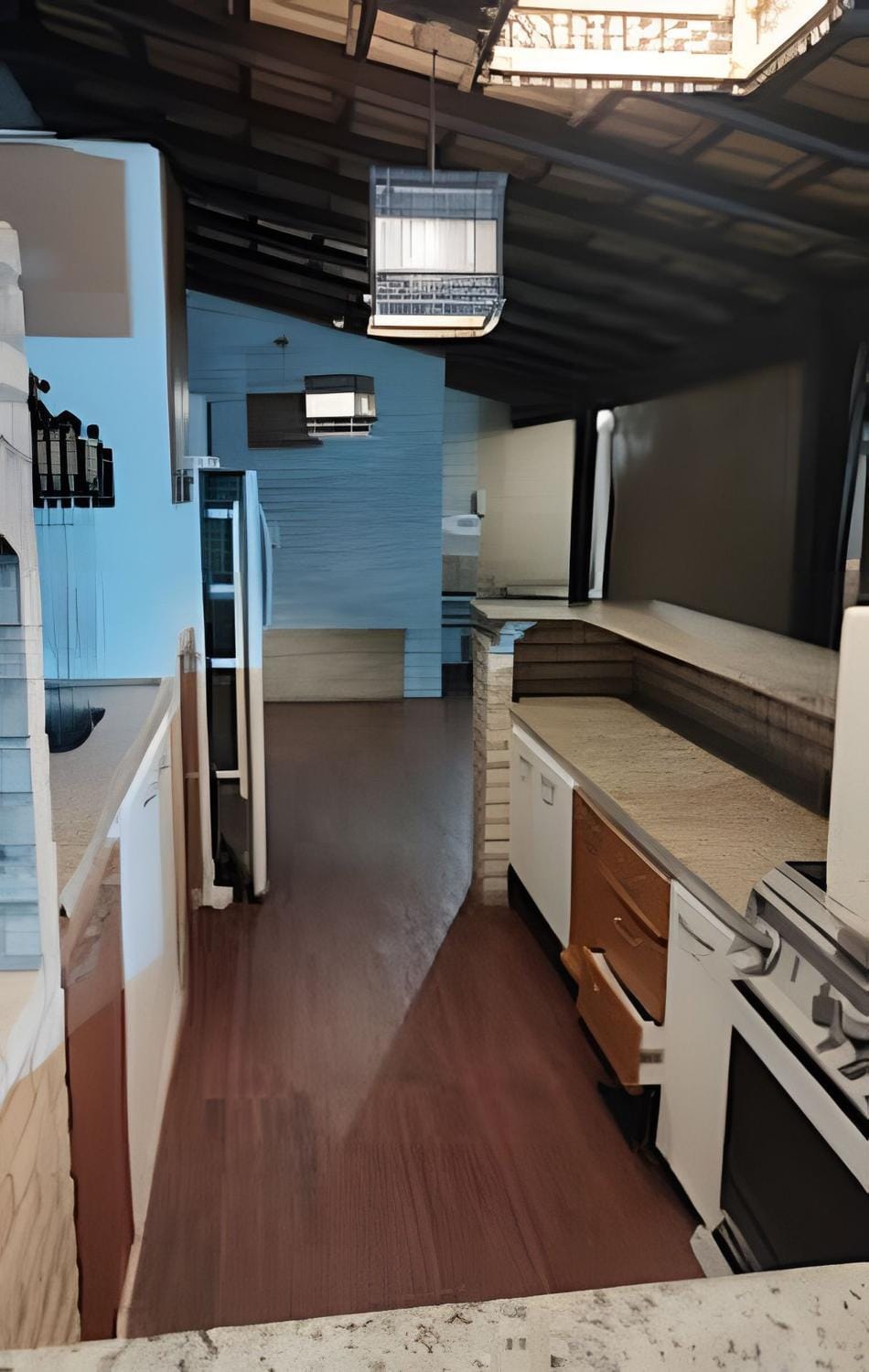 Kitchen or kitchenette