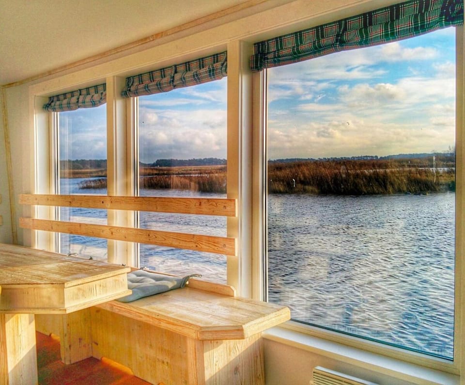 View (from property/room), Lake view