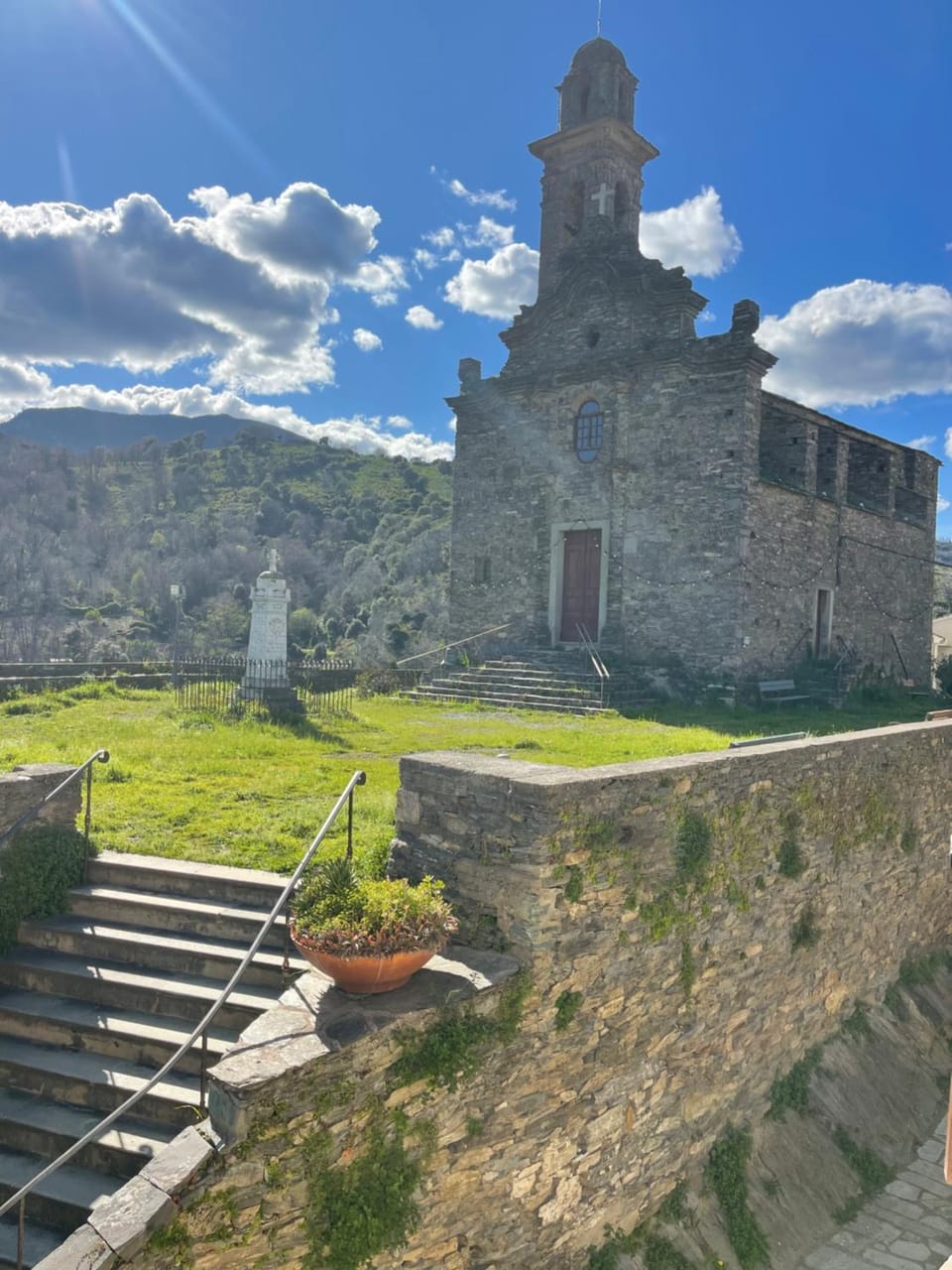 Maison typique de village House in Corsica