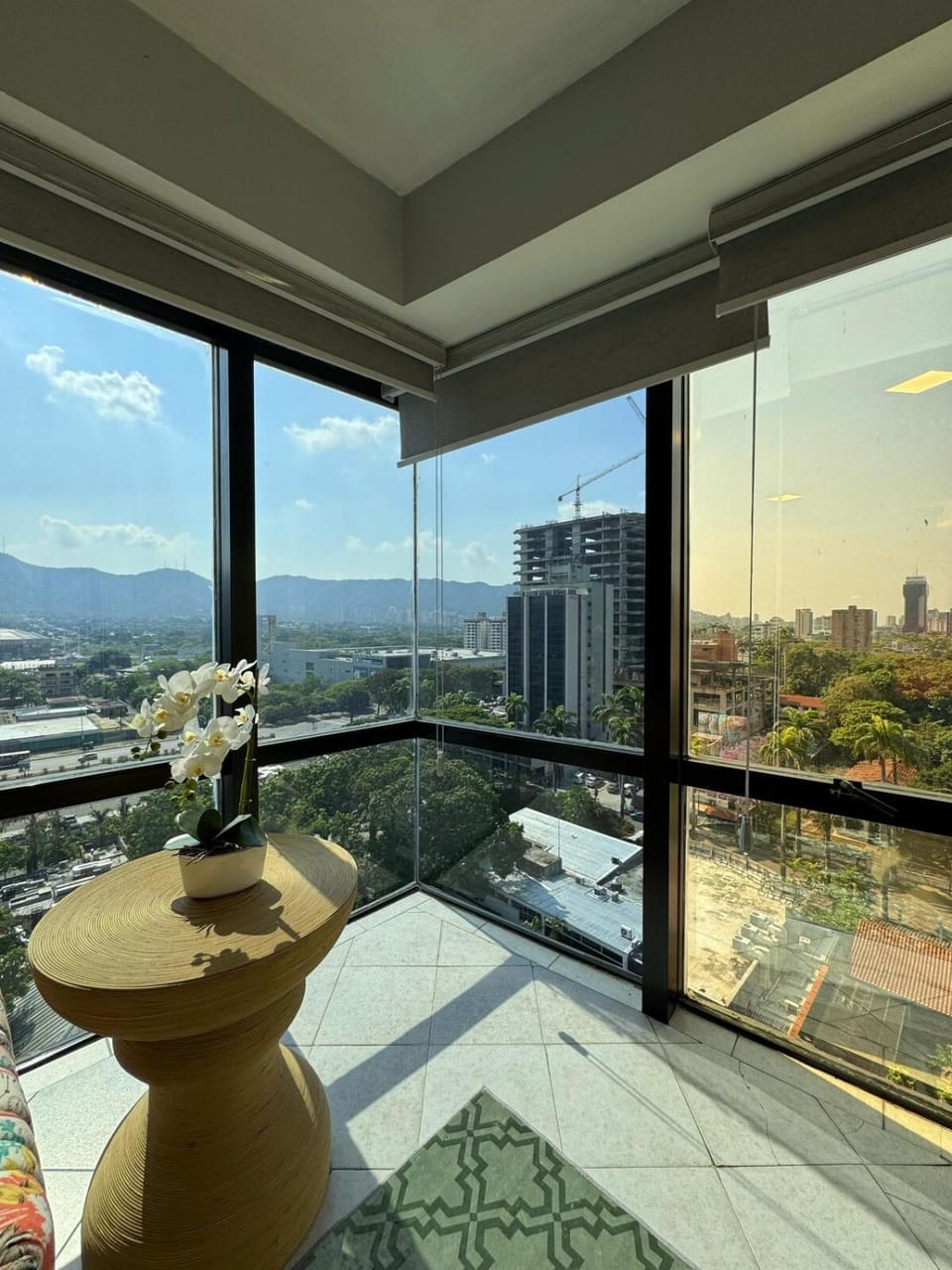 Day, Natural landscape, View (from property/room), Balcony/Terrace, City view, Mountain view