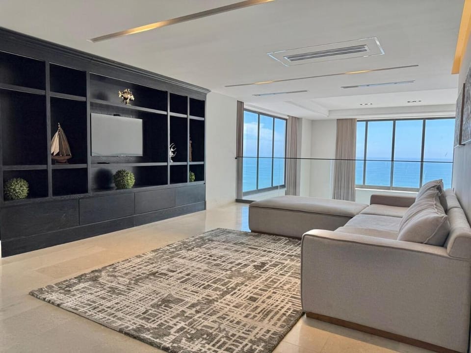 Elegant Penthouse on the pier The O grand living Apartment in Mazatlan