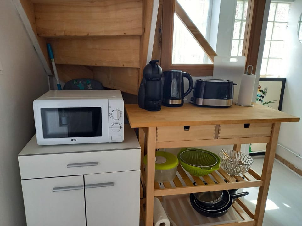 Coffee/tea facilities, Kitchen or kitchenette