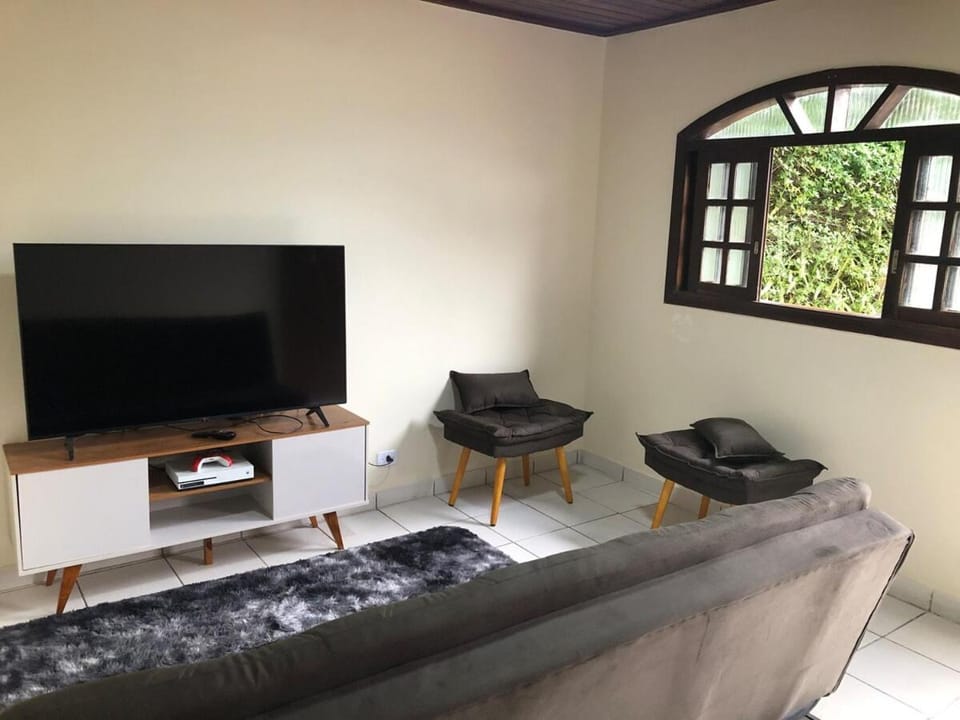 Communal lounge/ TV room, Living room, Seating area