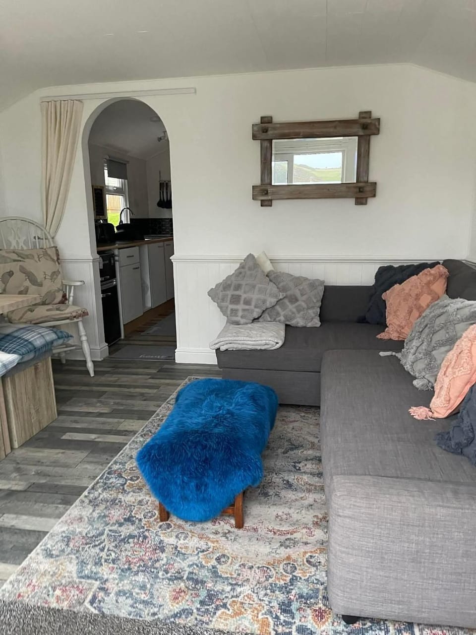 Awel Mor Beautiful Pet Friendly Chalet in Clarach Bay House in Tirymynach