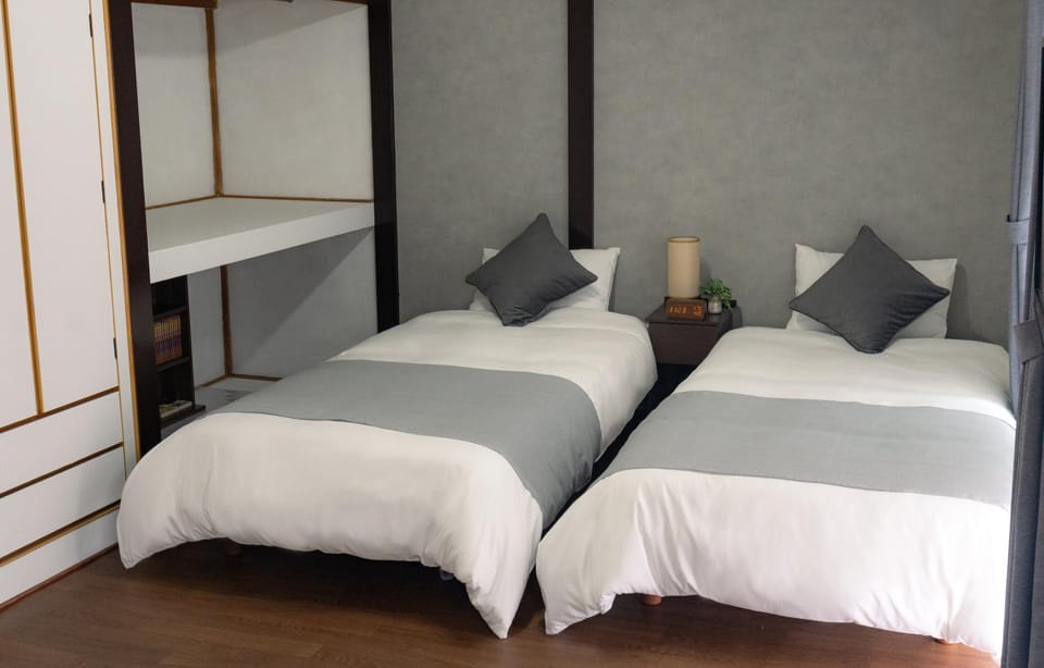 Bed, Bedroom, wardrobe