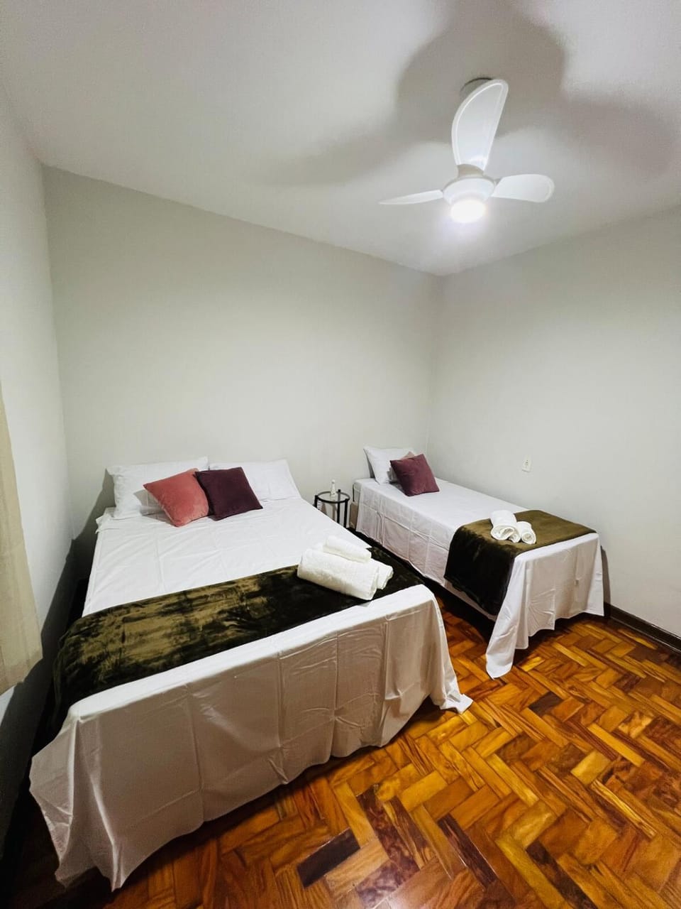 Apto a 5 min da Basílica - 6 pessoas, Garagem, Wi-Fi Apartment in State of São Paulo