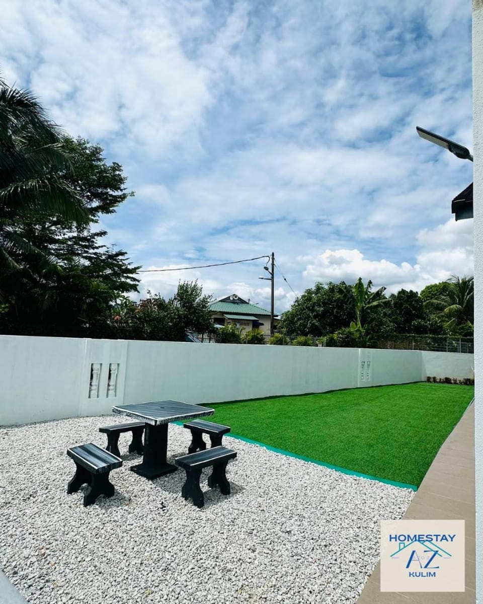 Property building, Garden