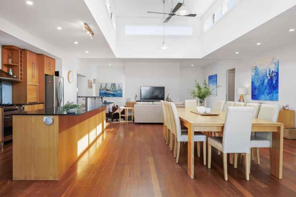 Couta Coastal Haven House in Melbourne Road