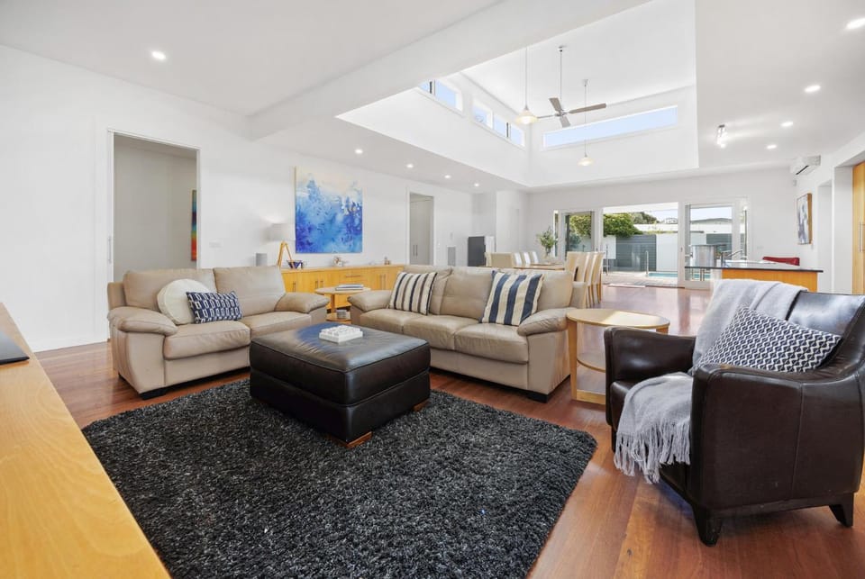 Couta Coastal Haven House in Melbourne Road