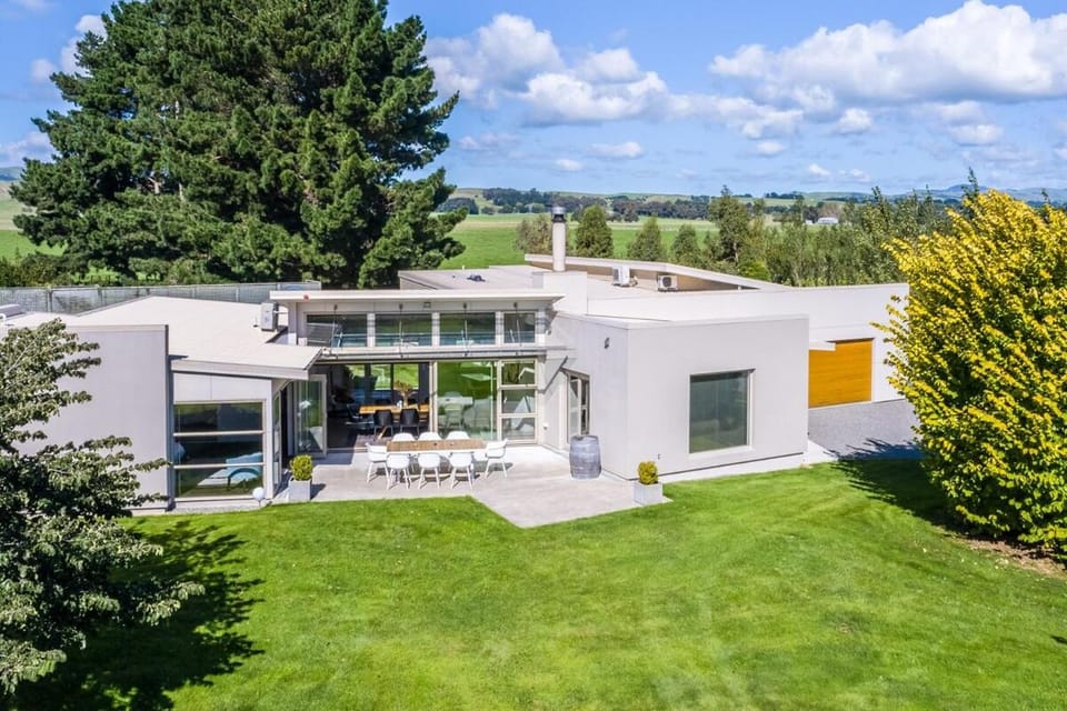 Paradise on Campbell Villa in Martinborough