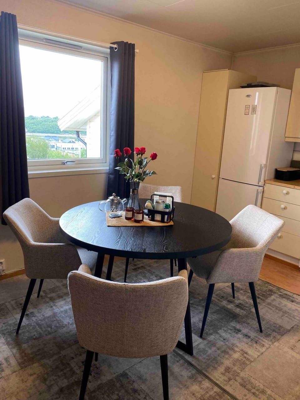 3 bedrooms, close to the city center, sauna, free parking Apartment in Troms Og Finnmark