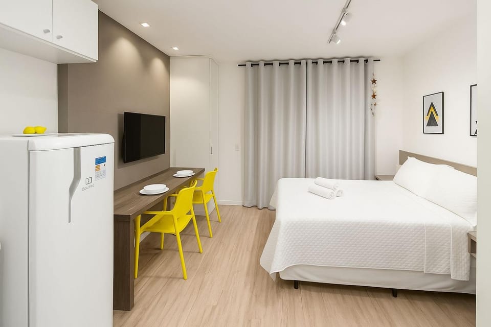 MV 126A Gracioso Apartamento Em Frente Ao Metrô Brás! - Rua Coronel Mursa, 56 - Brás Apartment in Sao Paulo City