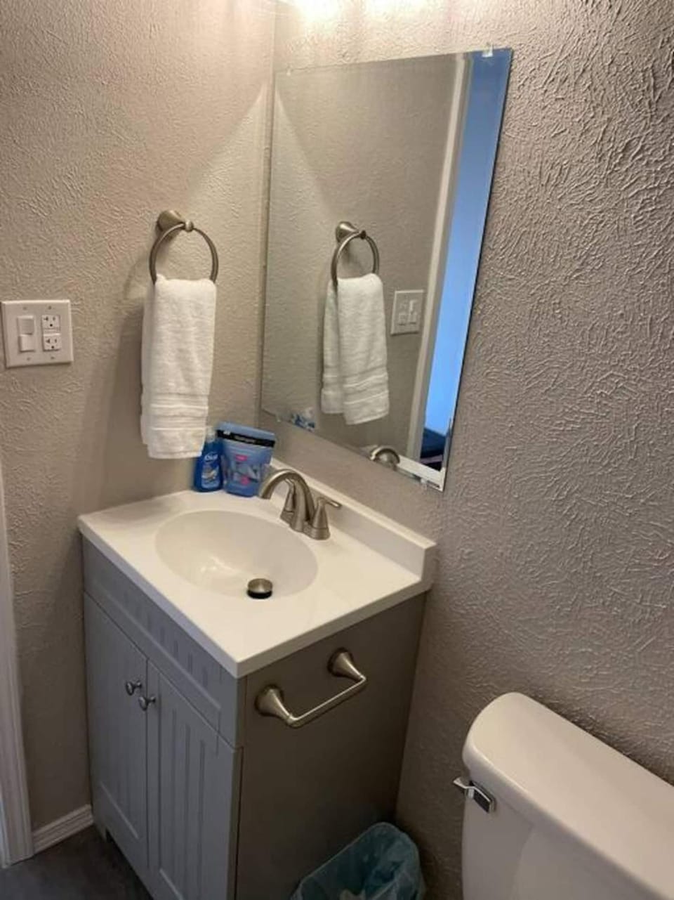 Studio wBalcony - Near Nob Hill, UNM & downtown Apartment in Albuquerque