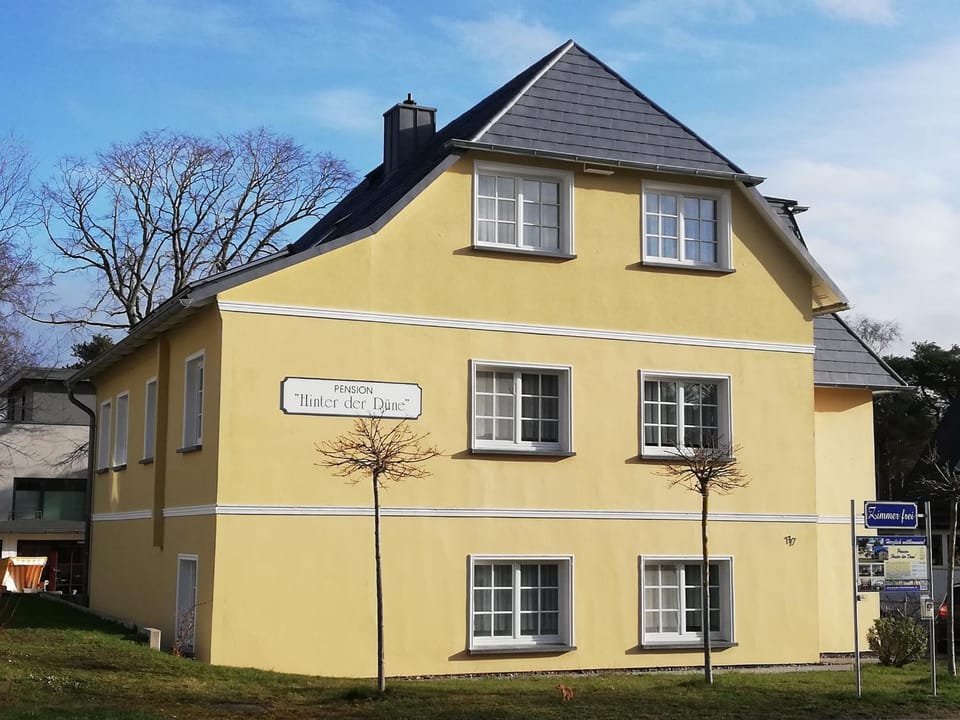 Property building, Street view