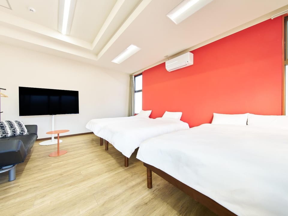 Bed, Photo of the whole room