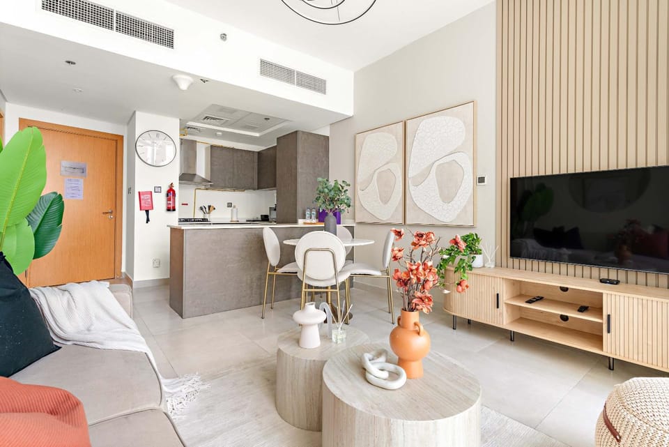 TV and multimedia, Living room, Dining area
