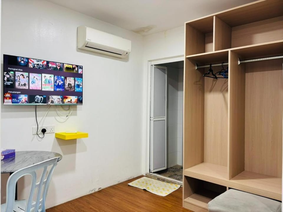 Traveler's Majestic Retreat Hotel, Located in the Heart of Melaka, Walk 10 mins to Melaka's Attraction Site Hotel in Malacca