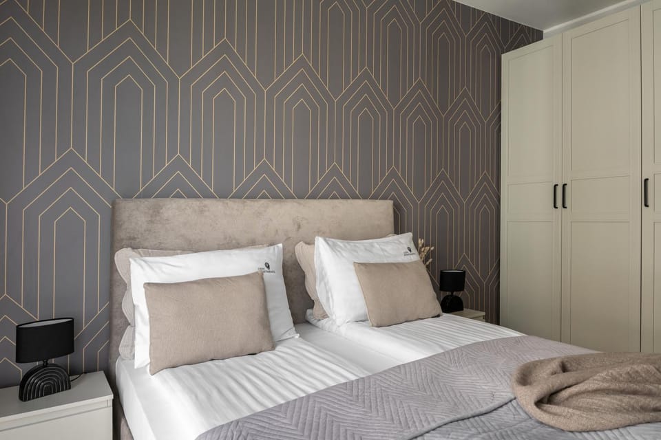 Bed, Photo of the whole room, Bedroom, wardrobe