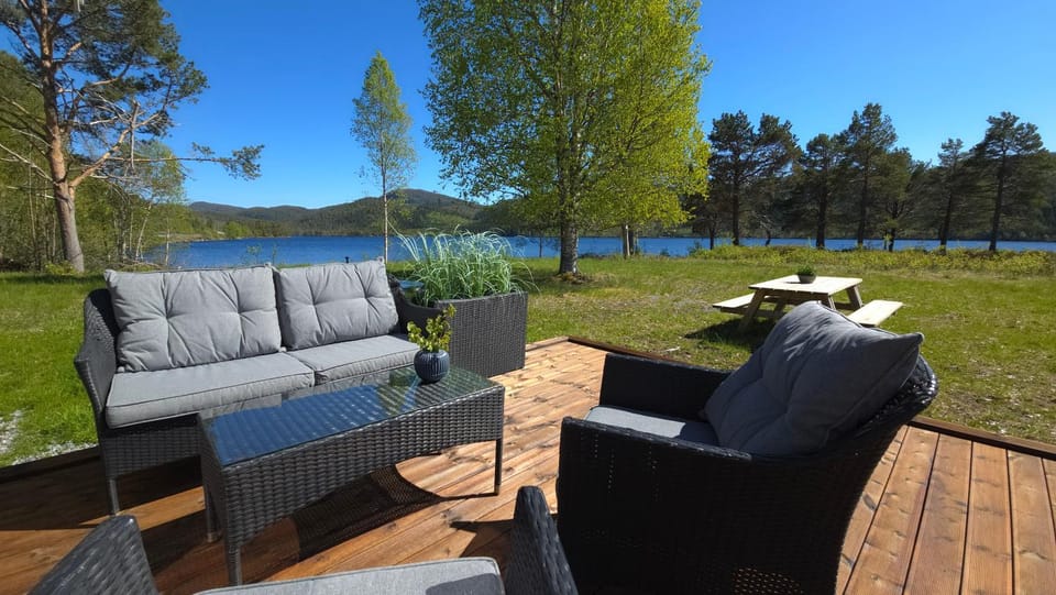 Patio, Day, Seating area