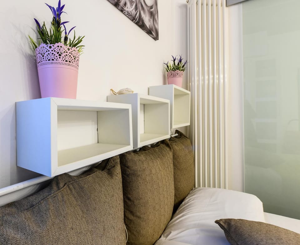 Bed, Decorative detail, Bedroom