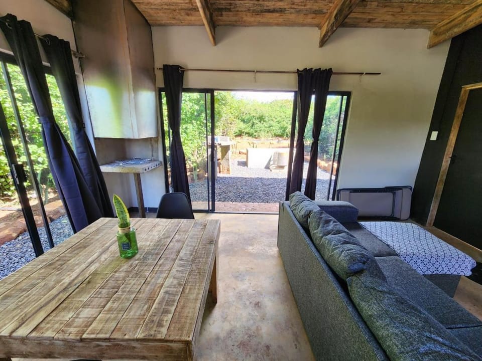 Hartbeest Bush Stay #28 Apartment in Gauteng