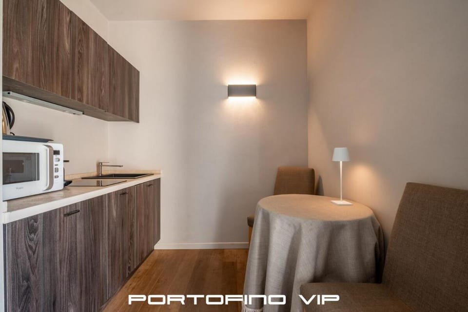 Suite Gelsomino by PortofinoVip, Pool, AC, Parking Apartment in Santa Margherita Ligure