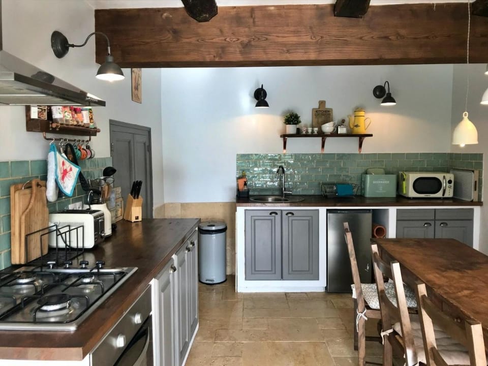 Kitchen or kitchenette, Breakfast, Lunch, Dinner, Family
