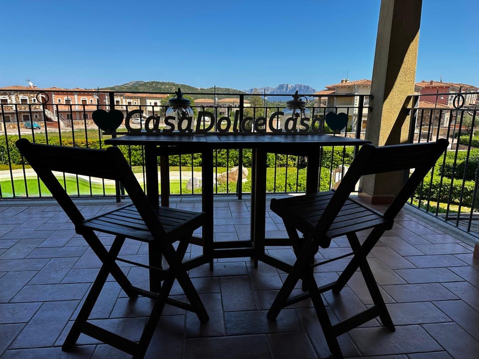 Patio, Day, View (from property/room), Balcony/Terrace, Seating area, Dining area