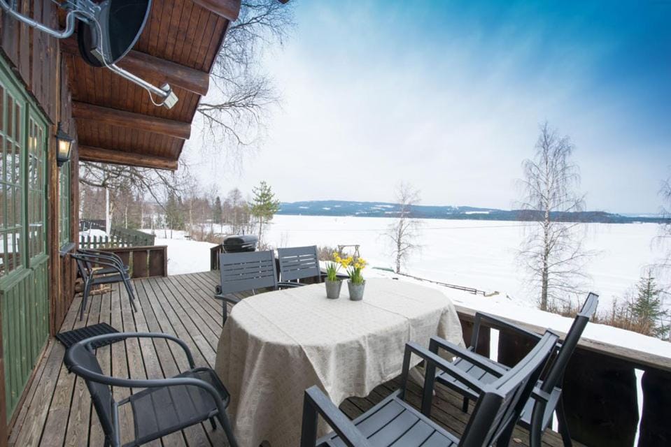 Balcony/Terrace, Lake view
