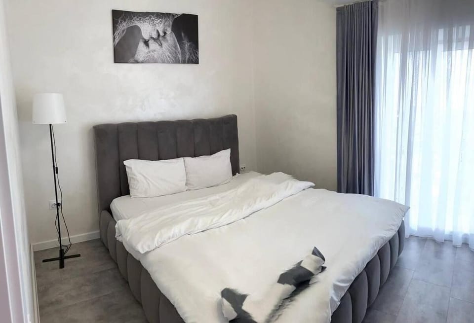 Gray Нова стильна квартира Apartment in Ukraine