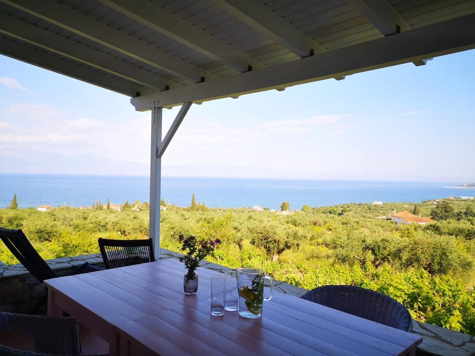 Patio, Dining area, Sea view