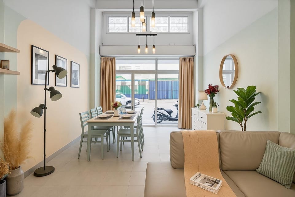 Living room, Seating area, Dining area