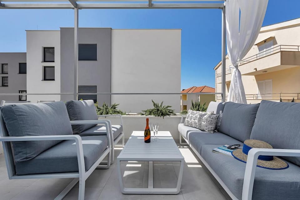 Bamboo House App 3 - Makarska Exklusiv Apartment in Makarska