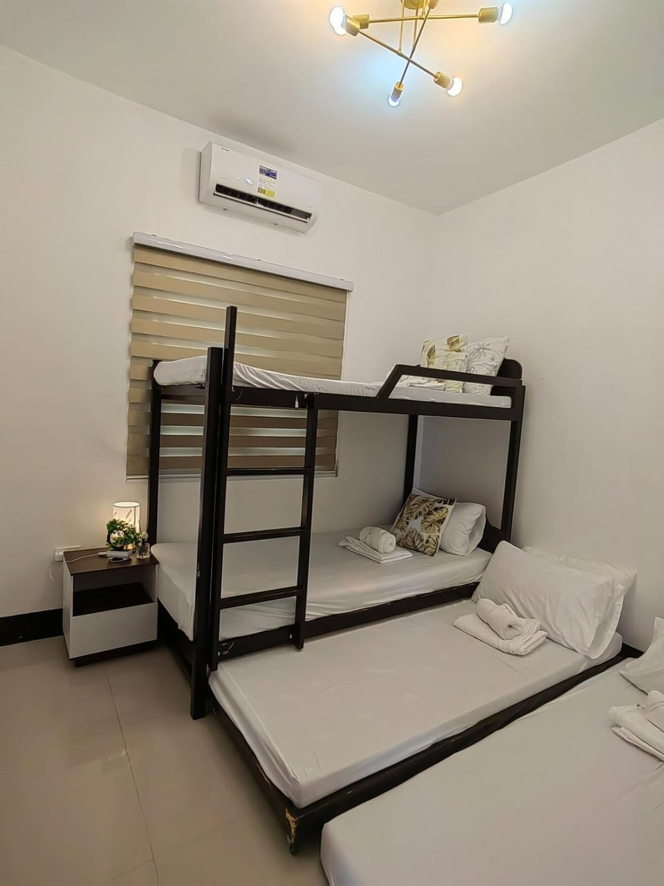Photo of the whole room, Bedroom, bunk bed, air conditioner