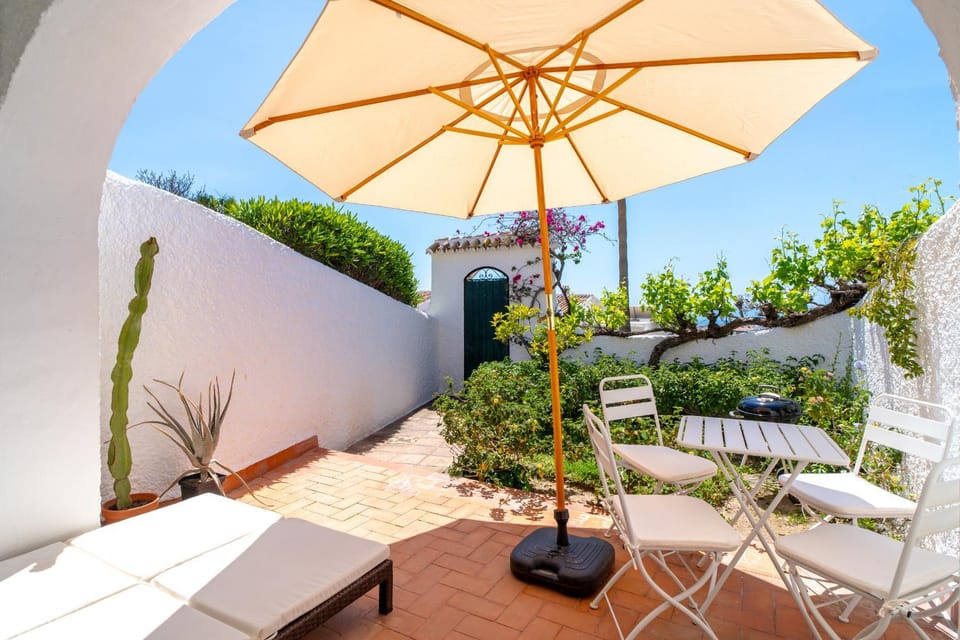 Patio, Garden, Garden view