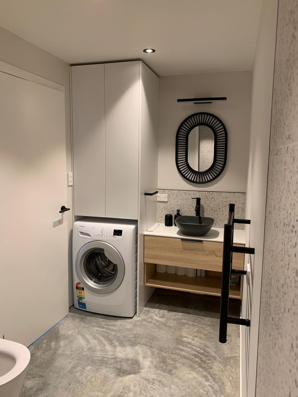 Bathroom, washing machine