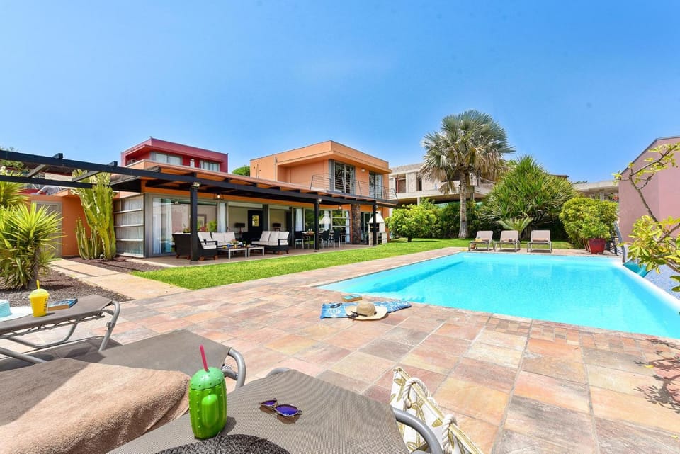 Day, Garden, Garden view, Swimming pool, sunbed