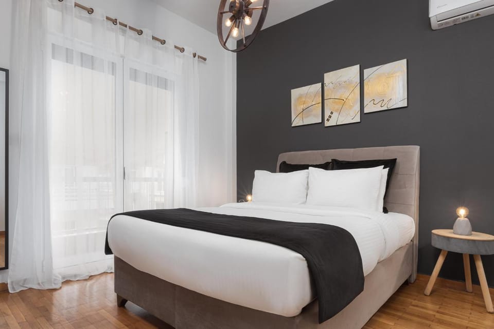 Bed, Bedroom, air conditioner