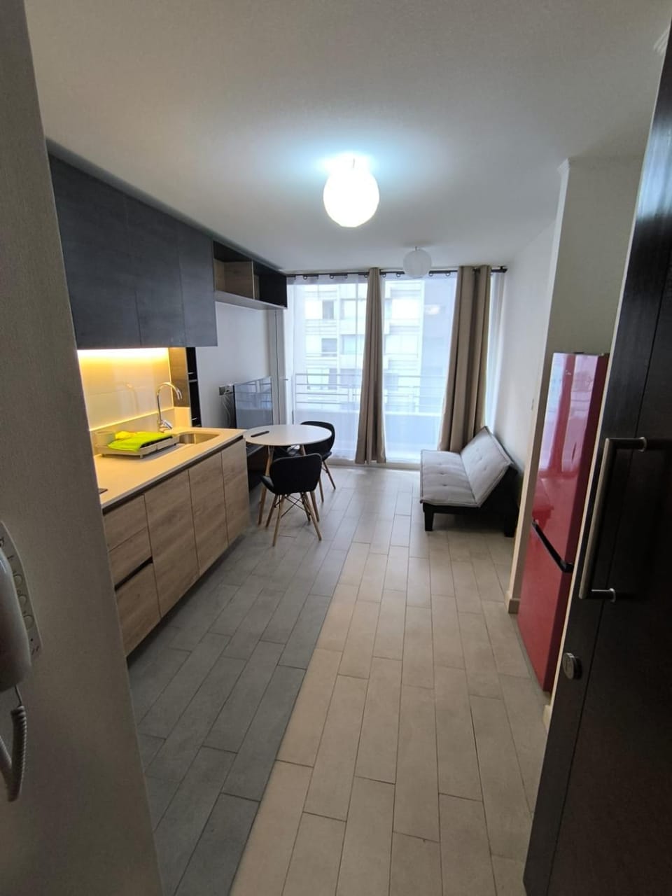Departamento 1 Dormitorio Central con Estacionamiento Piso 9 Apartment in Santiago