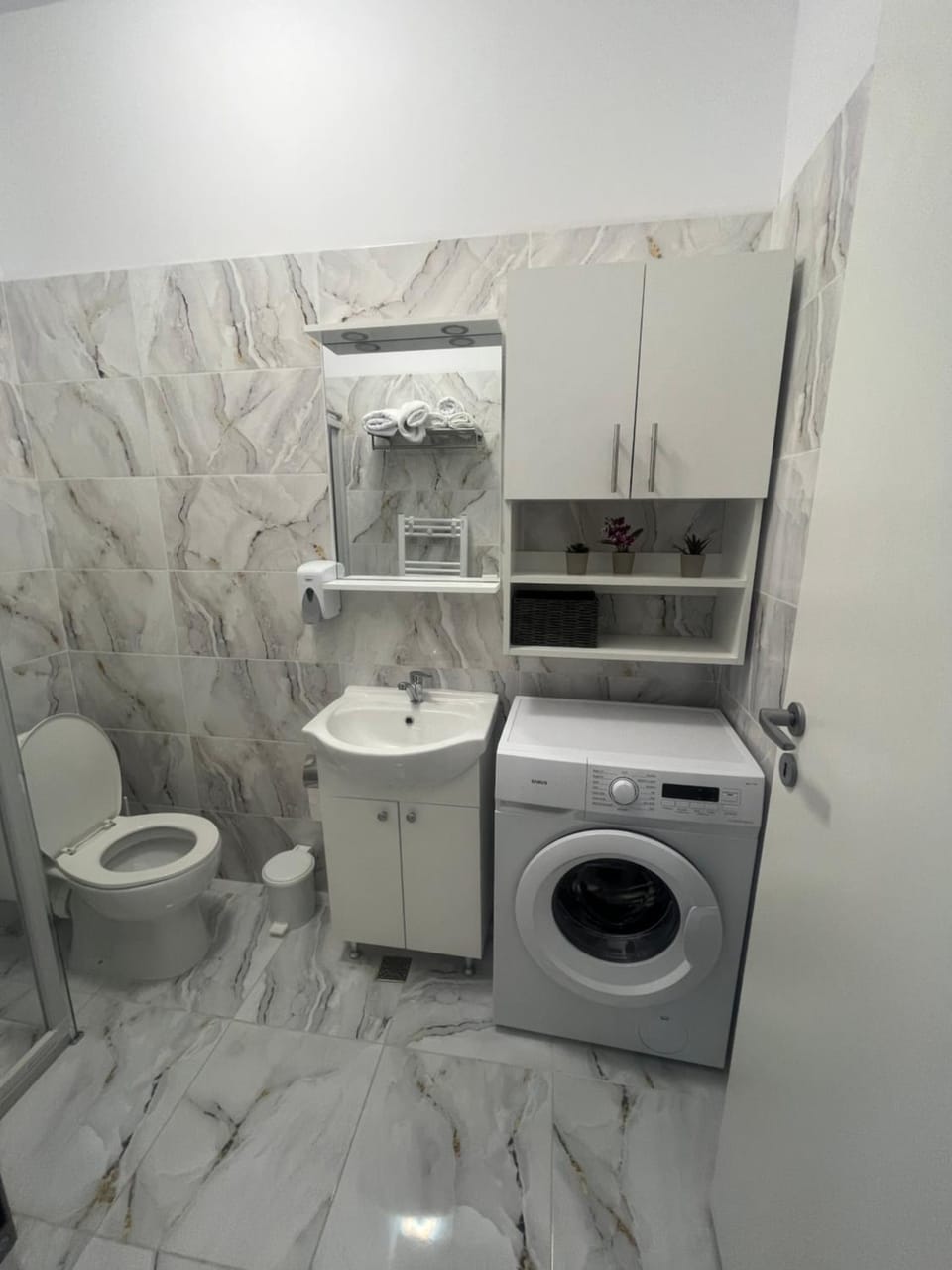 Bathroom, washing machine