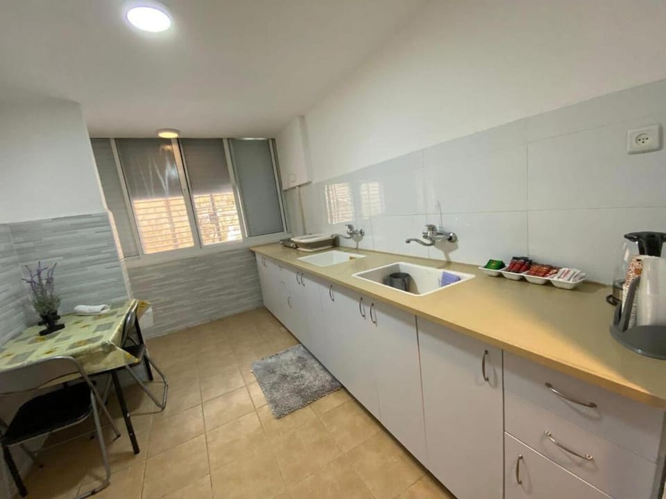 cleean house Apartment in North District
