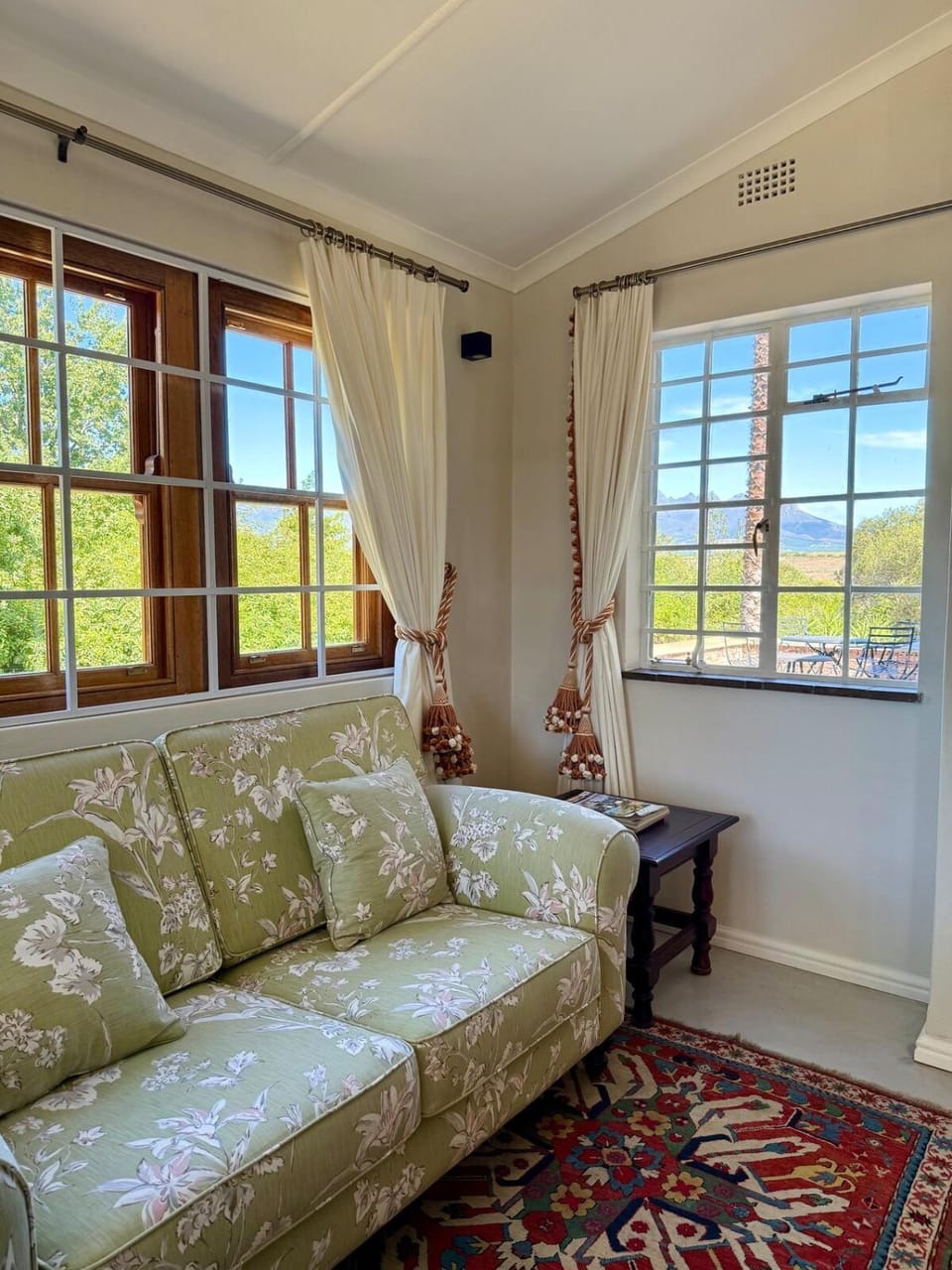Natural landscape, Living room, Seating area