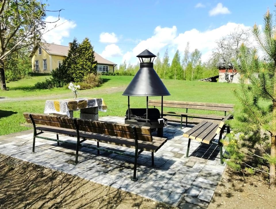 Property building, BBQ facilities, Garden